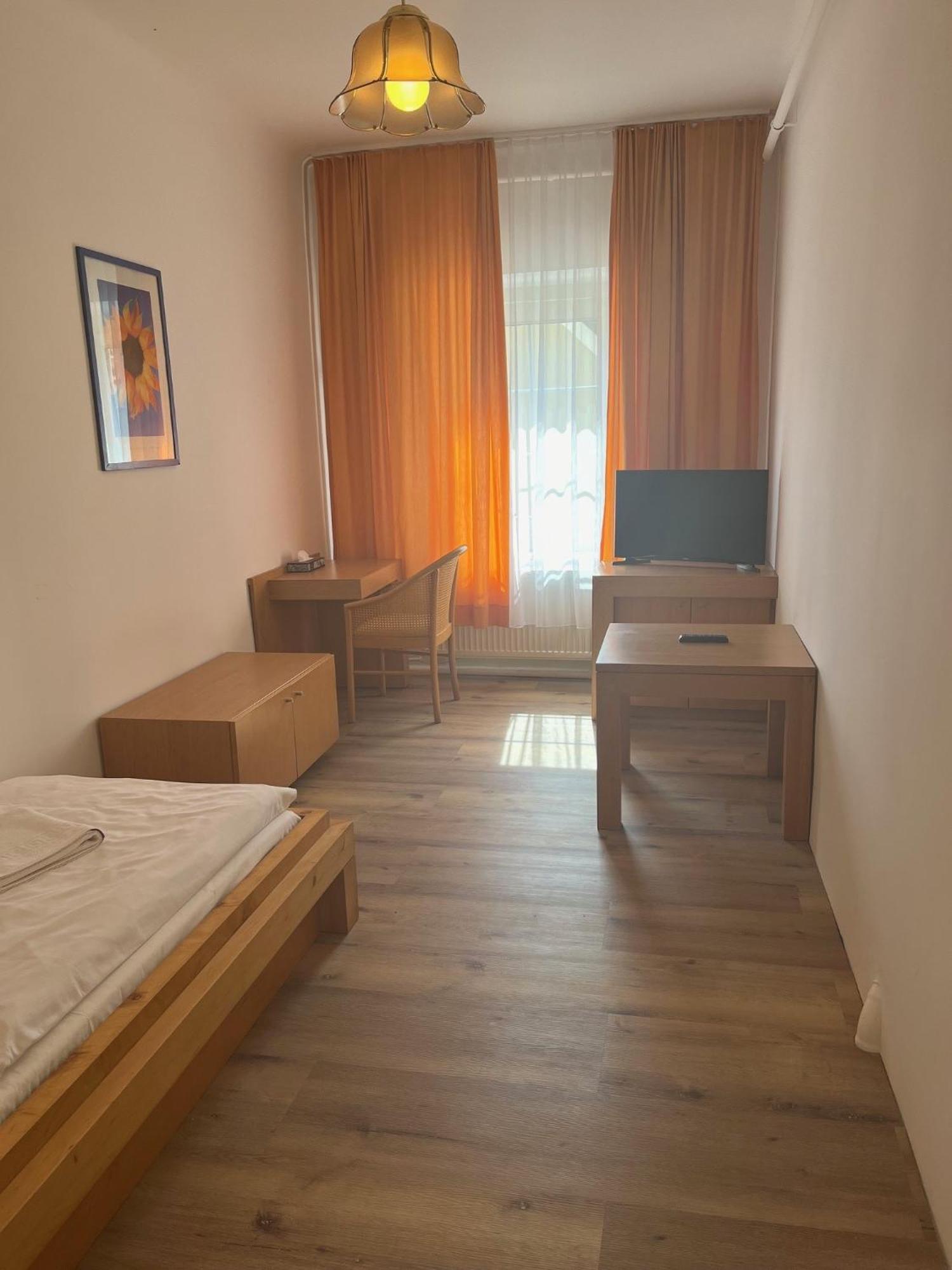 City Hotel Post 16 Braunau am Inn Exterior foto